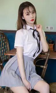 王雷夫妻宣,布怀上第二,李小萌腹部,皇冠体育平台,皇冠体育官方网站,皇冠体育登录入口,皇冠体育app下载