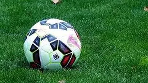 陈奕迅腮骨骨折，不靠药物难亮相舞台，状态堪忧