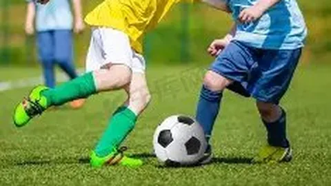 “2023年电子竞技赛事在我国普及，业余选手参与途径更广”